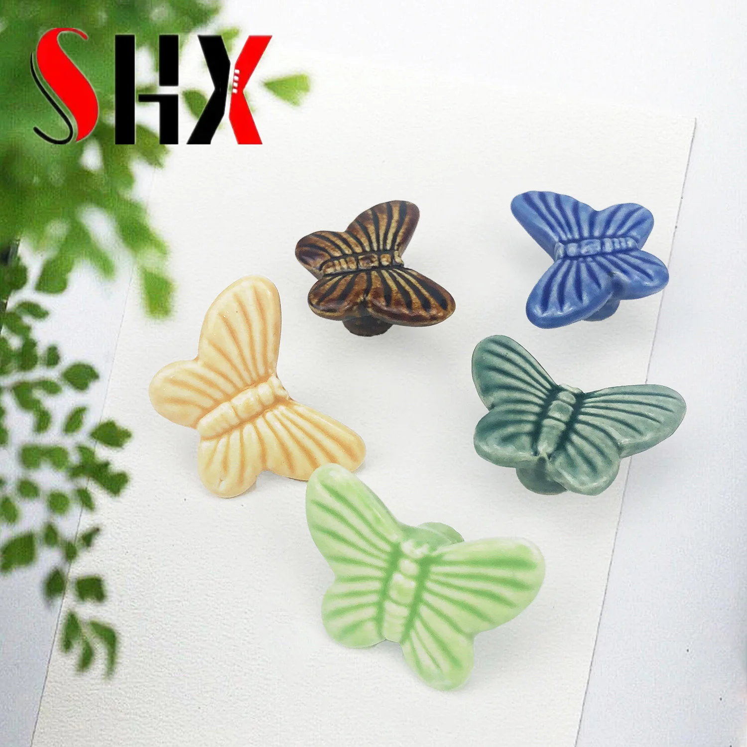 Fine Lovely Butterfly Ceramic  - Furniture Hardware Paint recension och pris